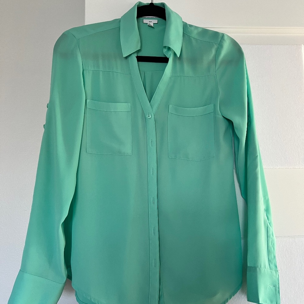 Mint Green Convertibile sleeve shirt